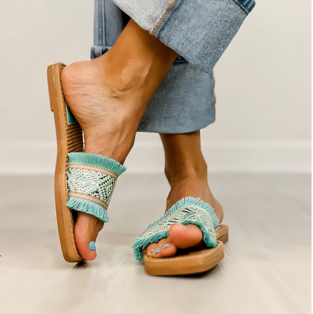 Titus Blue and Tan‎ Flats with Slip-On Design and Comfort Sole Size 9